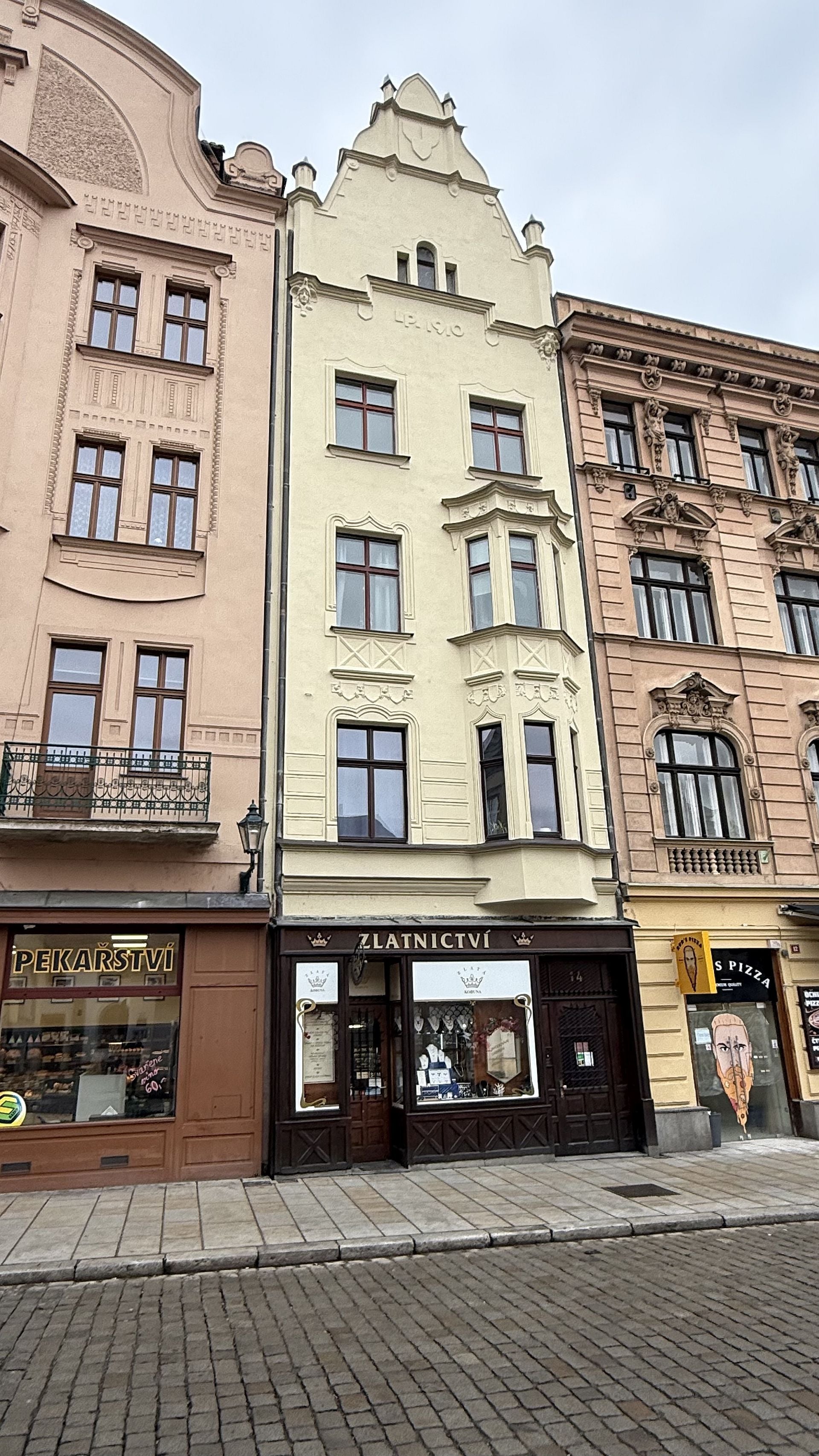 Pronájem cihlového bytu 3+1 v centru Plzně
